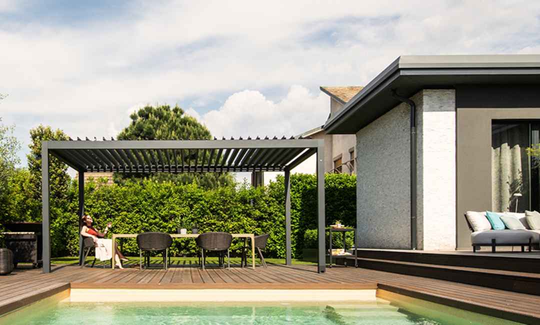 Rolling Roof Pergola