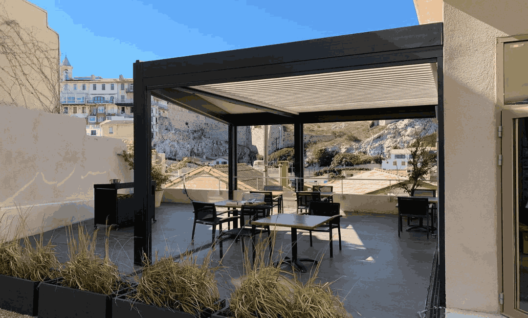 Bioclimatic Pergola